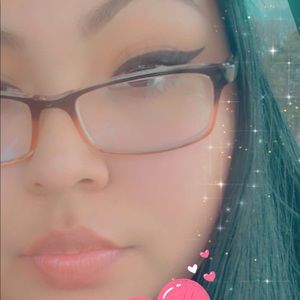 Meet your Posher, Kenia